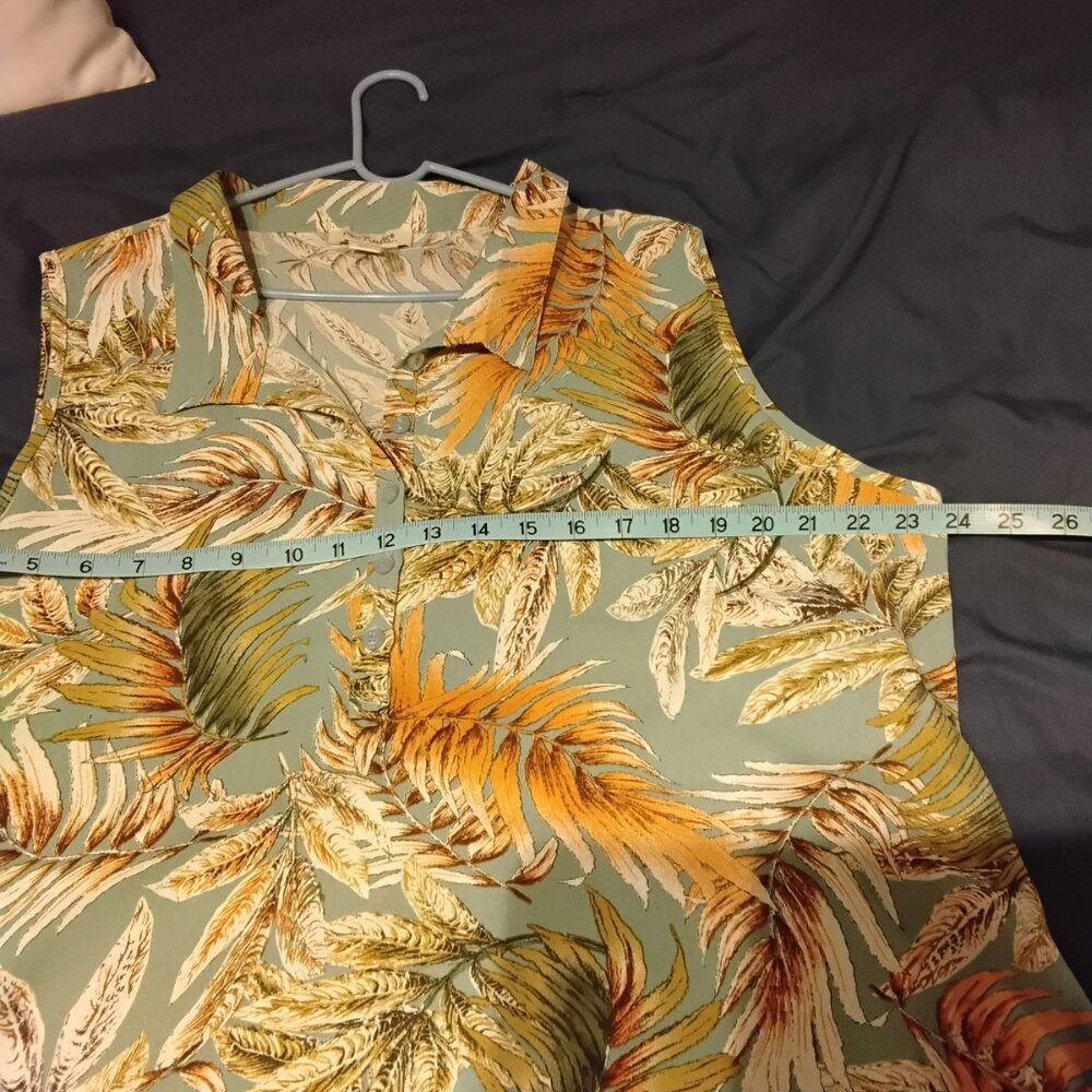 Summer dress - Picture 2 of 5